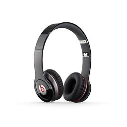 Beats Solo HD On-Ear Headphone (Black) (Discontinued by Manufacturer) Clearer sound. Deeper bass. Beats Solo HD headphones are the only Beats by Dr. Dre that come with not one, but two speakers inside each can. That means you get crystal clear highs and deep, rumbling l