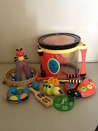 drum with other instruments great instrument set, great condition.